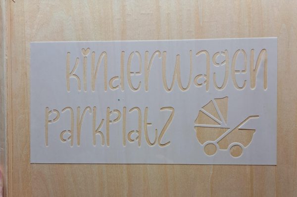 Kinderwagen Parkplatz